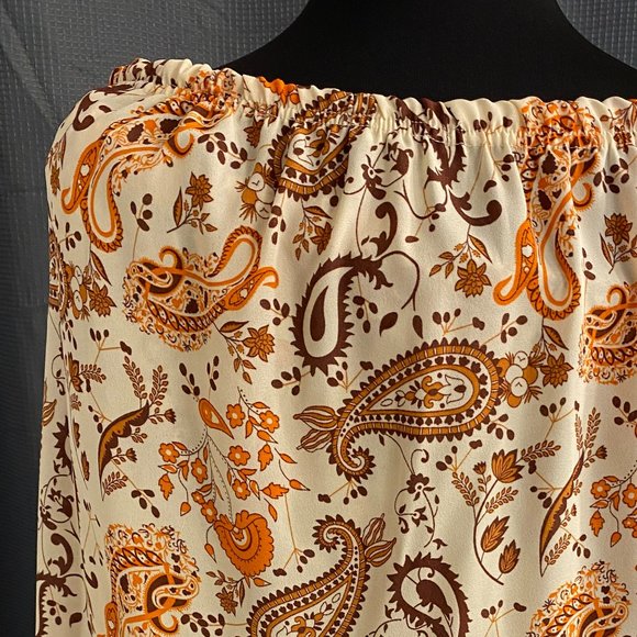 RUE21 PLUS BROWN & ORANGE PAISLEY DESIGN BLOUSE SIZES 3X AND 4X NWT - Picture 5 of 5